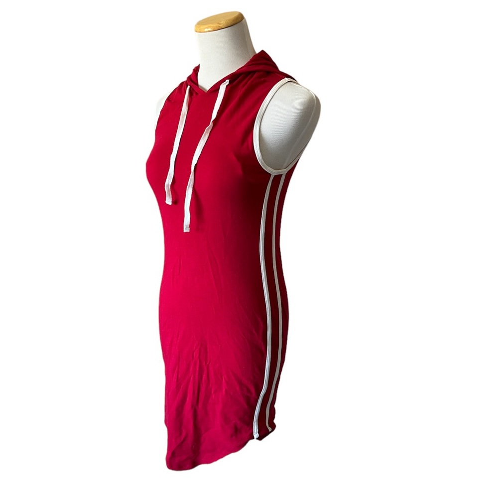 Red and white stripe hooded sleeveless dress. Size M
